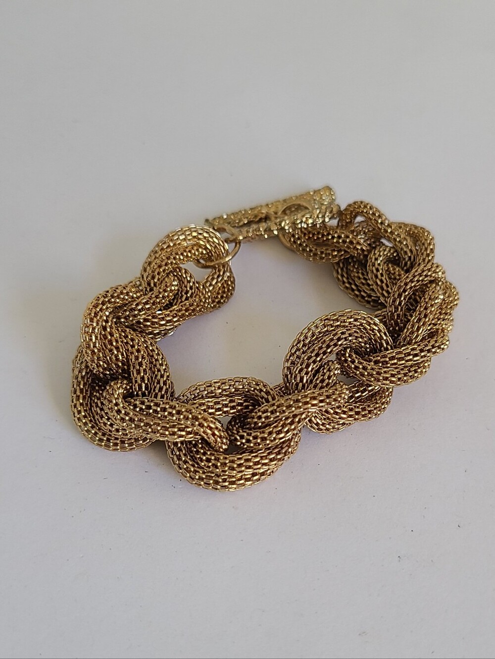 Vintage Gold Tone Chunky Woven Mesh Luxury Style Knot Chain Link Bracelet